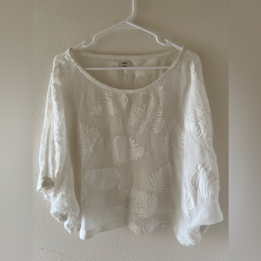 Aritzia Wilfred leaf floral blouse